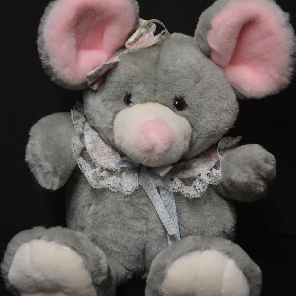 VTG Commonwealth Gray Mouse Plush Stuffed Animal